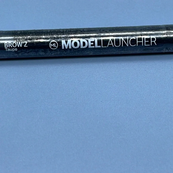 Model Launcher eyebrow pencil in taupe, NWT - Picture 5 of 7